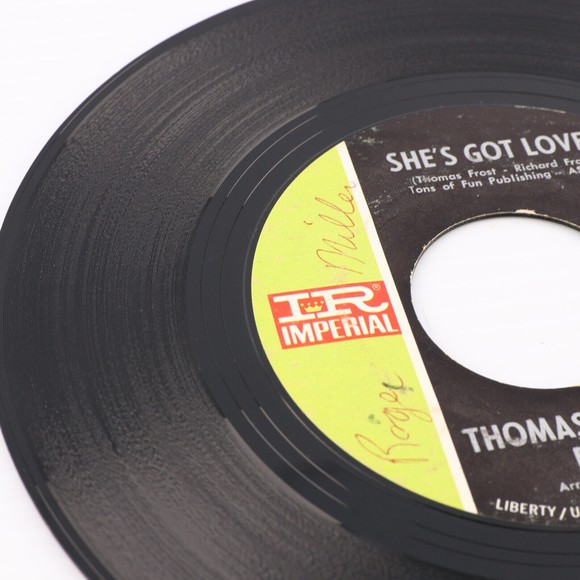 Thomas & Richard Frost, She's Got Love/ The Word Is Love 45 rpm 7" Single Record - Picture 8 of 8